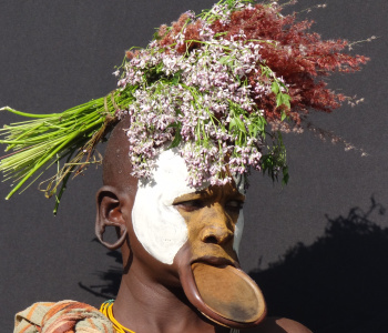 Surma, the flower people of Ethiopia-4